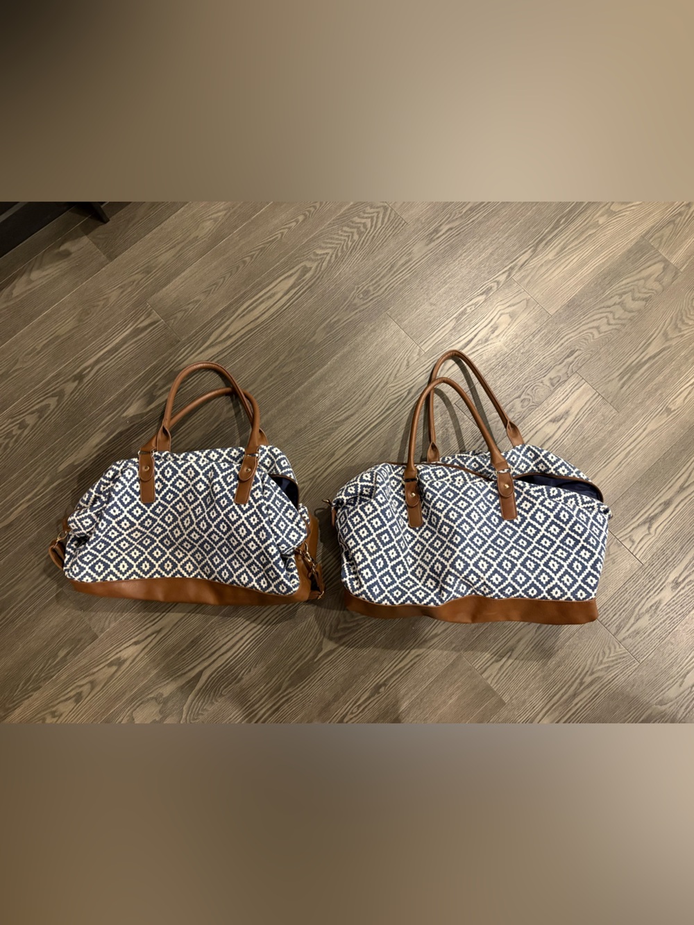 Canvas Diamond-Print Travel Tote with Brown Trim - Navy/White